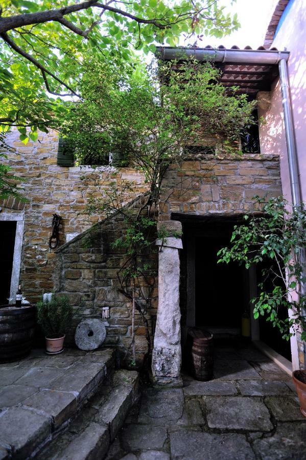 Traditional Istrian Stone House Šmarje Exterior foto
