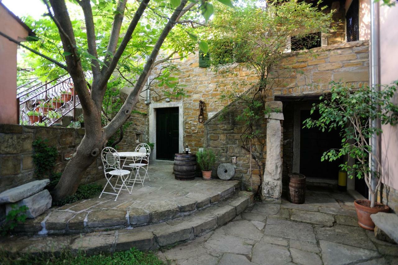 Traditional Istrian Stone House Šmarje Exterior foto